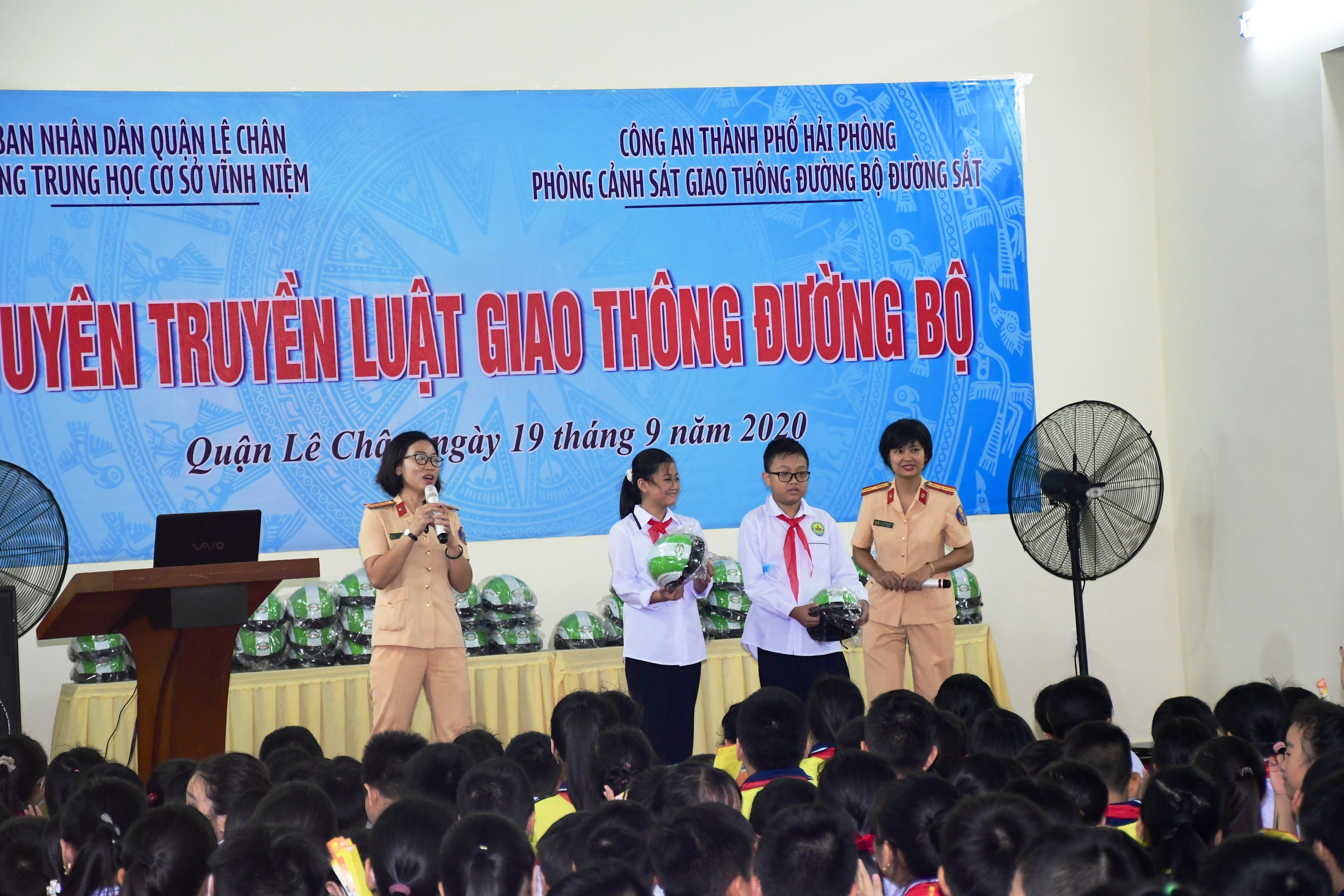 Tăng cường tuyên truyền, giáo dục quy định về trật tự an toàn giao thông